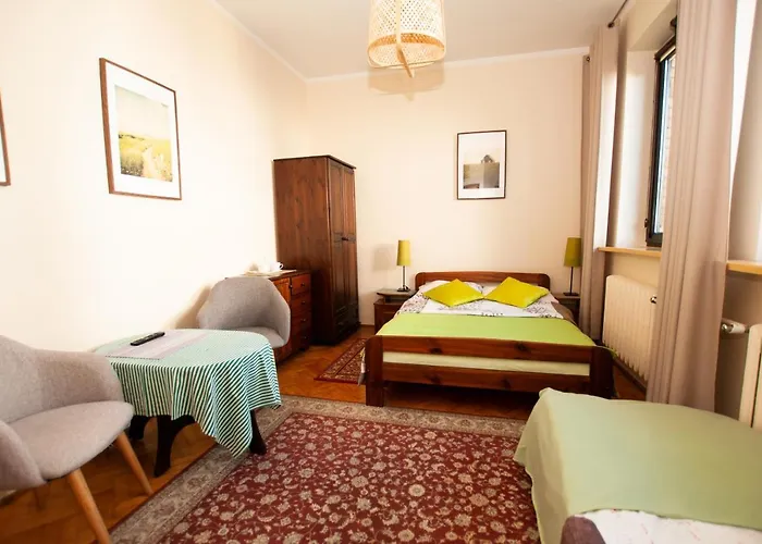 Goscinny Dom ホームステイ *